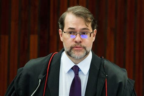 Sabe quanto ganha um ministro do STF Confira contracheques Metrópoles