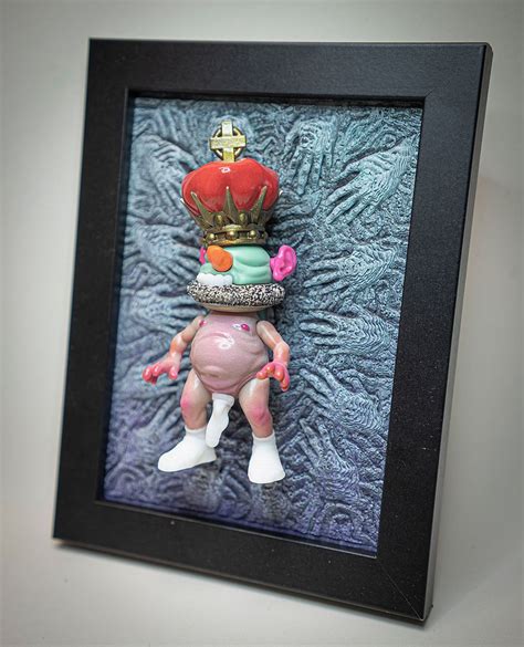 Naked Emperor Resin Art Toy From Emilio Subir Is Weirdly Awesome