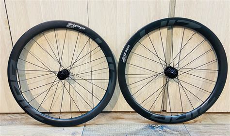 JUEGO DE RUEDAS RUTA ZIPP 303 S DISCO TUBELESS Nitro Bikes