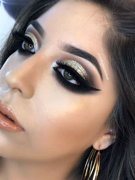 Maquillaje De Noche Dorados Tonos Neutrales Maquillaje Ojos Dorados