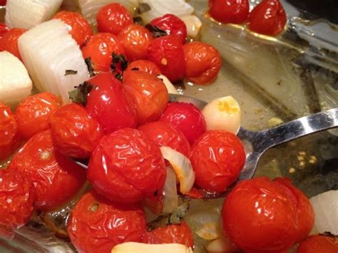 This Lazy Easy Cherry Tomato Marinara Sauce Recipe Saves You From Standing Over The Stove