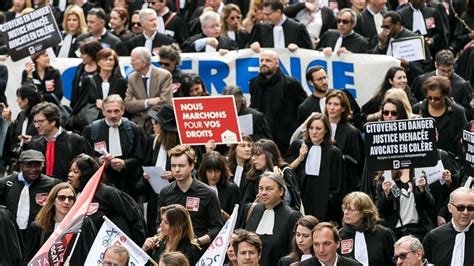 Pétition · Réforme De La Justice Laissez Les Français Débattre