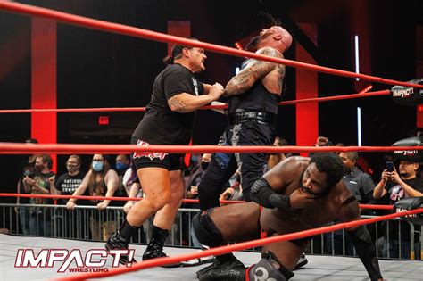 Impact Photos Doc Gallows And Joe Doering Tower Over Their Competition