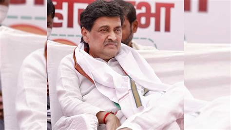 Ashok Chavan भाजपात प्रवेश करण्याआधी अशोक चव्हाण यांची पहिली प्रतिक्रिया काय सोबत किती आमदार