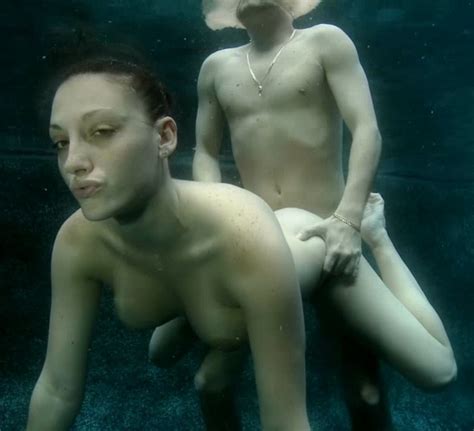 Melanie Hicks Sex With A Beautiful Brunette Underwater HD 720p