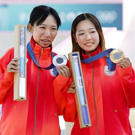 〈パリ五輪スケボー〉「金メダルに恋した14歳」スケートボード女子ストリートで日本の吉沢恋が金、赤間凛音が銀のw受賞ピースフルな決勝再び