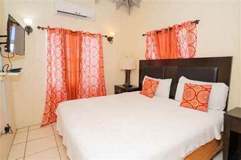 Our Suites - Connies Comfort Suites