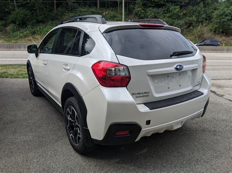 Pre Owned Subaru Xv Crosstrek Premium In Satin White Pearl