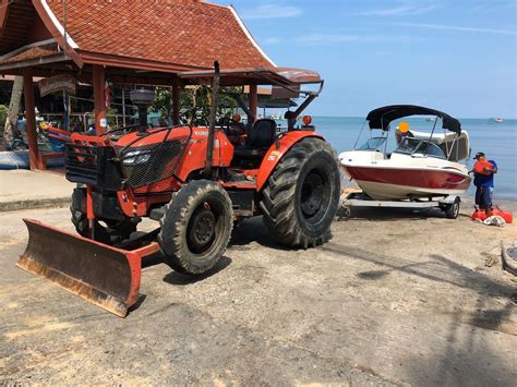 Locals debate the best Boat MKE route for scenic views 7