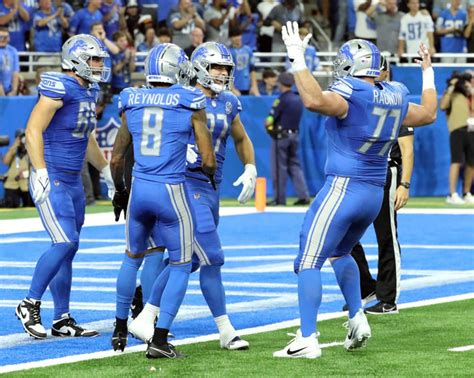 Detroit Lions Rookie Tight End Sam Laporta Shines In Season Bvm