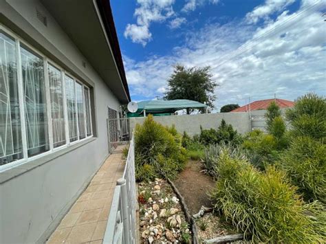 Windhoek Central Property Property And Houses For Sale In Windhoek