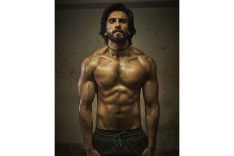 Ranveer Singh Invited By Peta To Again Pose Nude For Their Try Vegan