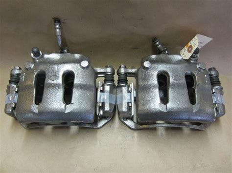 Sell Pull Off Front Disc Brake Caliper Set Nissan