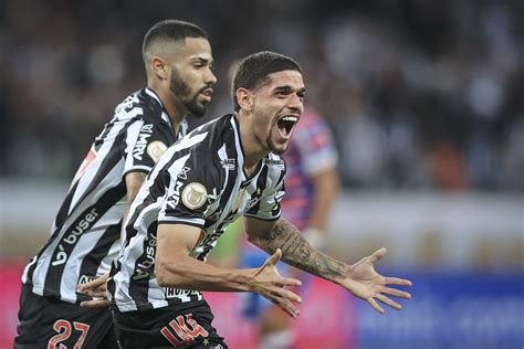 Rubens Comemora Primeiro Gol No Profissional E Exalta Elenco Do