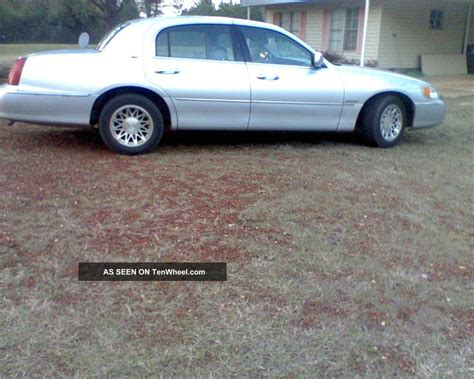 1998 Lincoln Town Car Cartier Sedan 4 Door 4 6l
