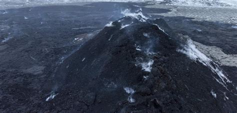 Najaktivniji Vulkan Na Islandu Pod Nadzorom Zbog Mogu E Erupcije