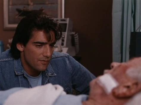 Ken Wahl