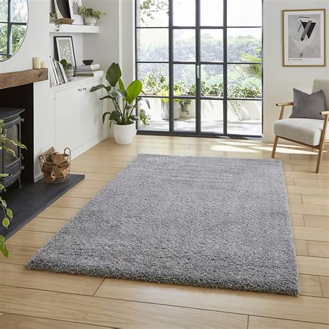 Ozzy Plain Shaggy Rug Grey 120x170cm Homebase