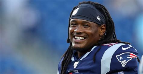 Patriots hire former All-Pro Dont'a Hightower to coach linebackers