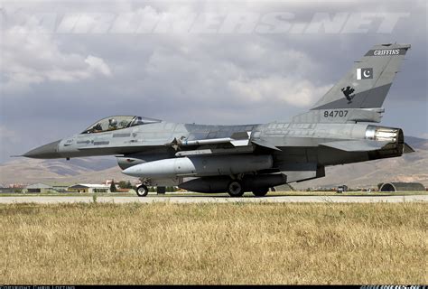 General Dynamics F 16a Fighting Falcon 401 Pakistan Air Force Aviation Photo 2685074