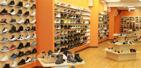 Shoe Wall Displays - Creative Store Solutions