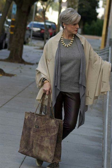 37 Looks Inspiradores Para Mulheres De 60 Anos Ou Blog Da Mari Calegari Fashion Over 50