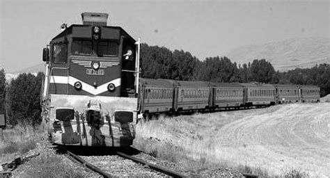 Tren I Makinesine Arpt Makine S R C S Hayat N Kaybetti Diken