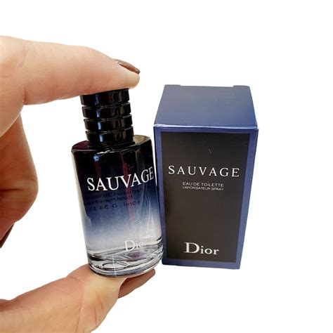 Miniatura Sauvage Dior Perfume Masculino Eau De Toilette 10ml