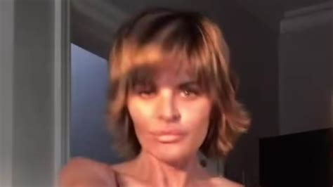 Lisa Rinna Showcases Her Toned Figure In A Lacy Black Bra As She