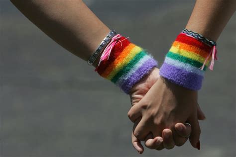 Mese Della Salute Bisessuale Avere Un Partner Bi Gay It