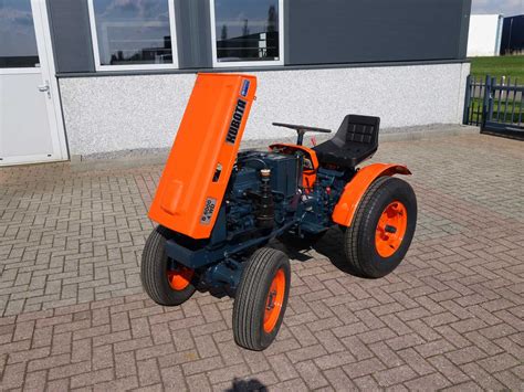 Kubota B6000 4wd • Vm Service