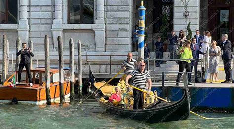 Ursula Von Der Leyen Giro In Gondola A Venezia