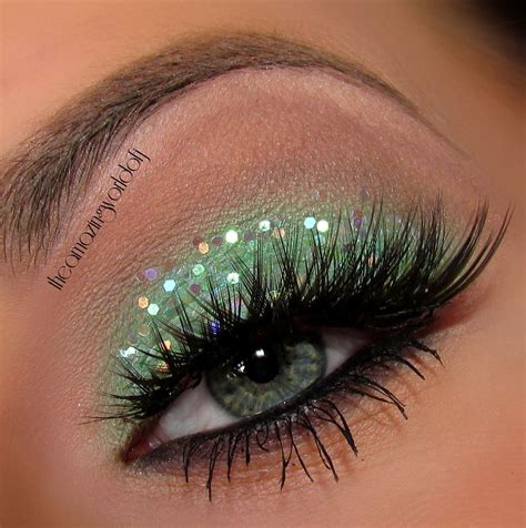 Eye Sparkle Makeup
