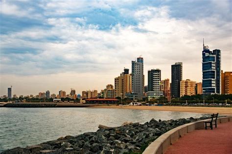 kuwaiti minister ensuring food security global supply chains flow