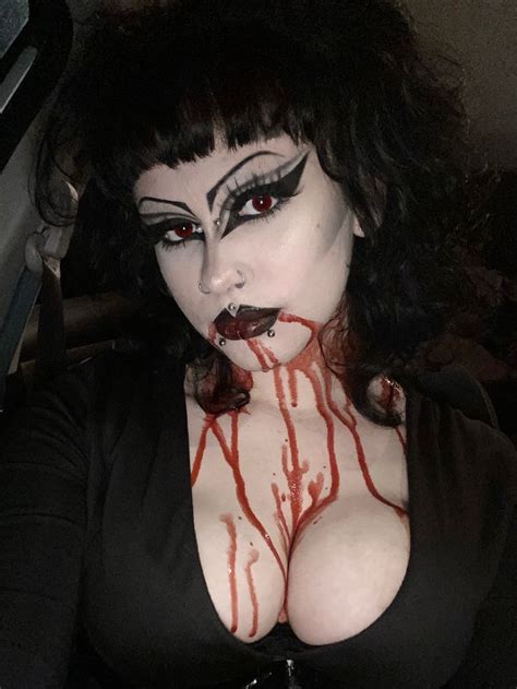 Gothshiloh On Tiktok Instagram Goth Beauty Aesthetic Goth Goth