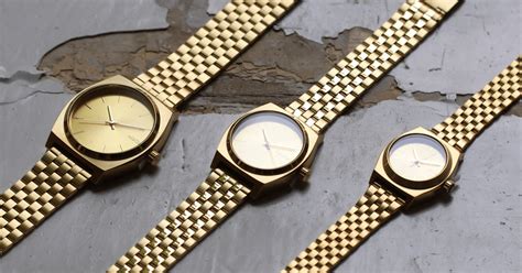 → Ručičkové hodinky Nixon za5dvanáct