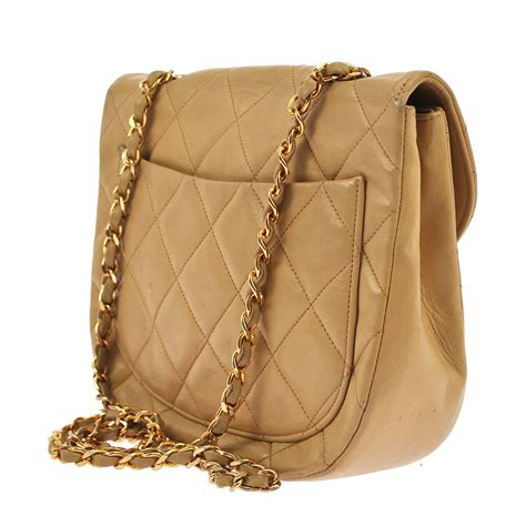 Chanel Vintage Jumbo Chain Quilted Caviar Leather Beige Bag