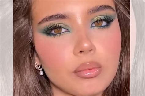 Viral Martini Makeup Cocok Bagi Pencinta Bold Okezone Lifestyle