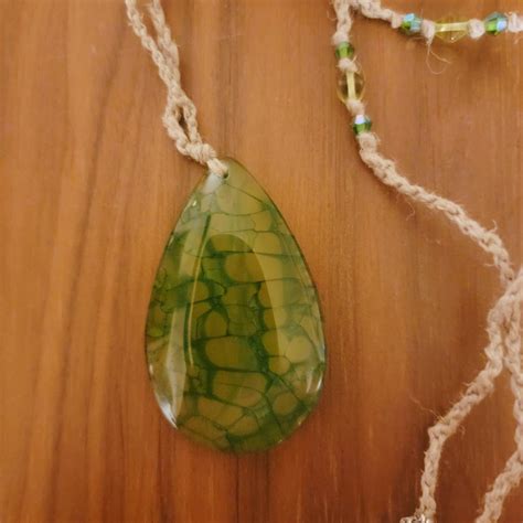 Green And Yellow Dragons Vein Agate Hemp Necklace Beautiful Real Stone