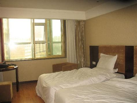 Yile Hotel Prices And Reviews Xining Qinghai China