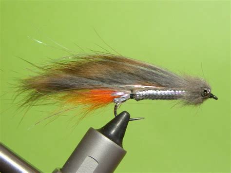 Mylar Zonker Streamer Pattern How To Tie Fly Fly Tying Step By Step