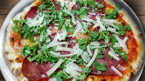 Pizza Bresaola