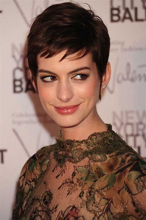 Best Anne Hathaway Pixie Cut Pixie Cut Haircut For