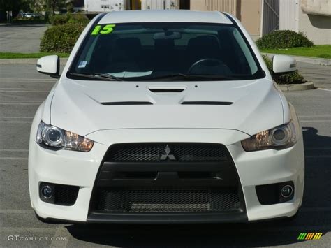 Wicked White Mitsubishi Lancer Evolution Gsr Photo