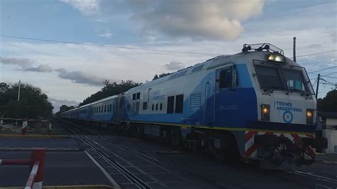 Loc CNR Dalian CKD 8H0003 Tren 563 El martita a junín 01 12 2022