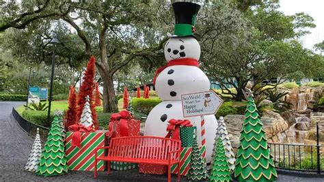 Descubre los secretos navideños en SeaWorld Orlando