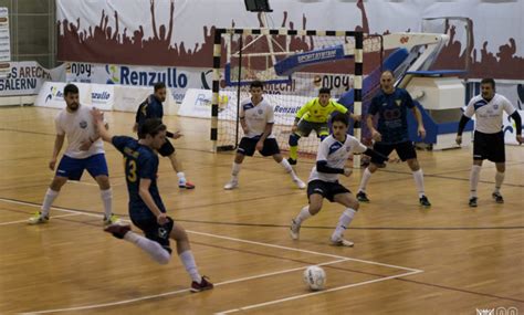 Polisportiva Salerno Guiscards Il Team Calcio A 5 Batte 6 2 Il Futsal