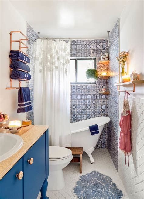 Small Bathroom Decorating Ideas Photos - Design Corral