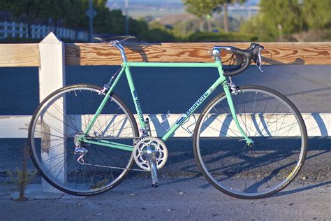 Restomod Celeste Bianchi Road Bike Pedal Room