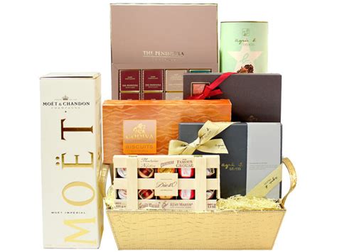 Wine N Food Hamper Luxury Chocolate And Champagne Hamper Fh04